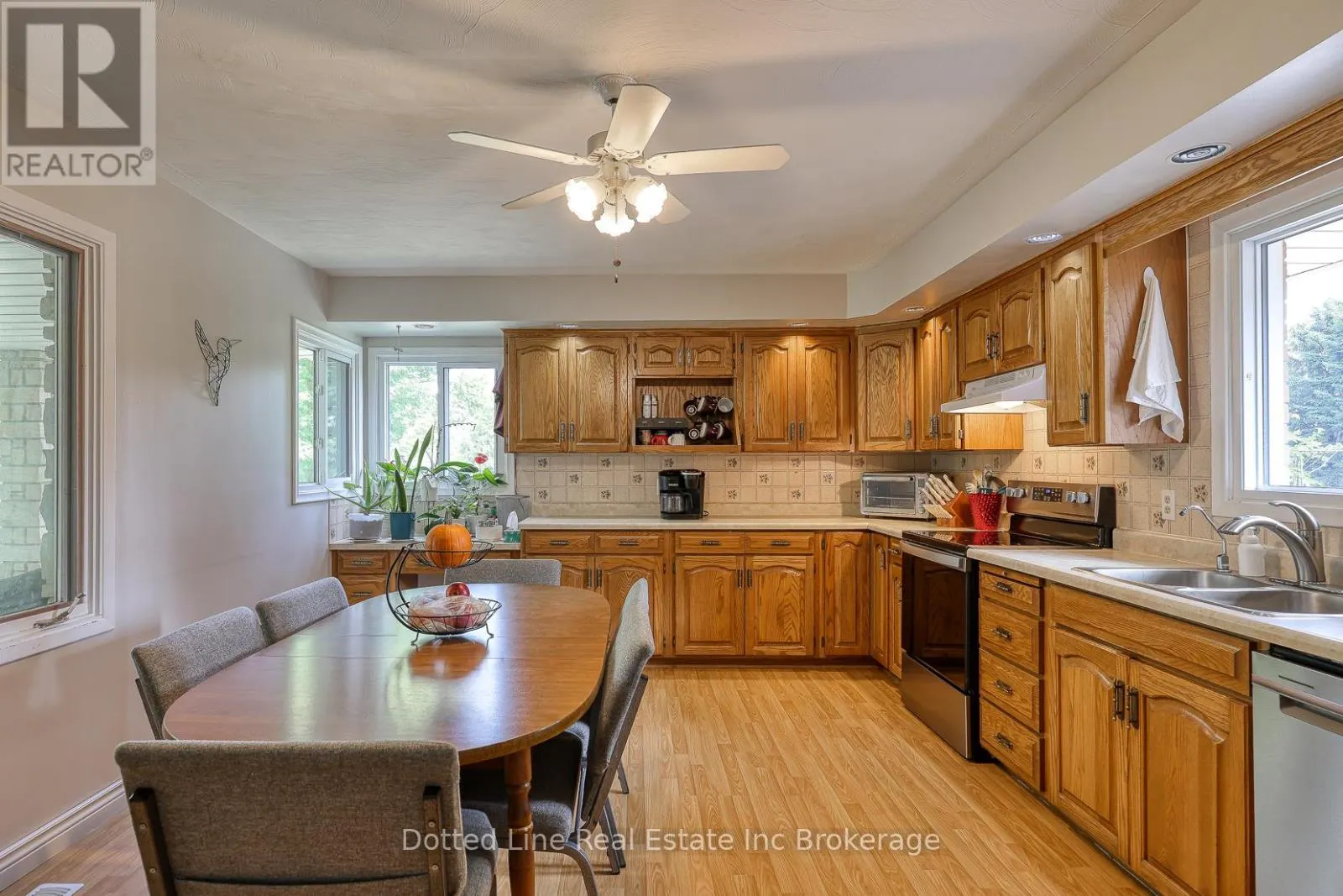 1424 BURFORD-DELHI TOWNLINE