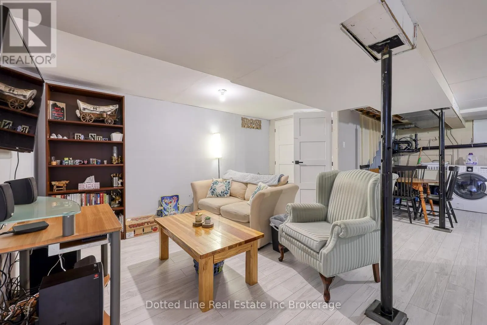 1424 BURFORD-DELHI TOWNLINE