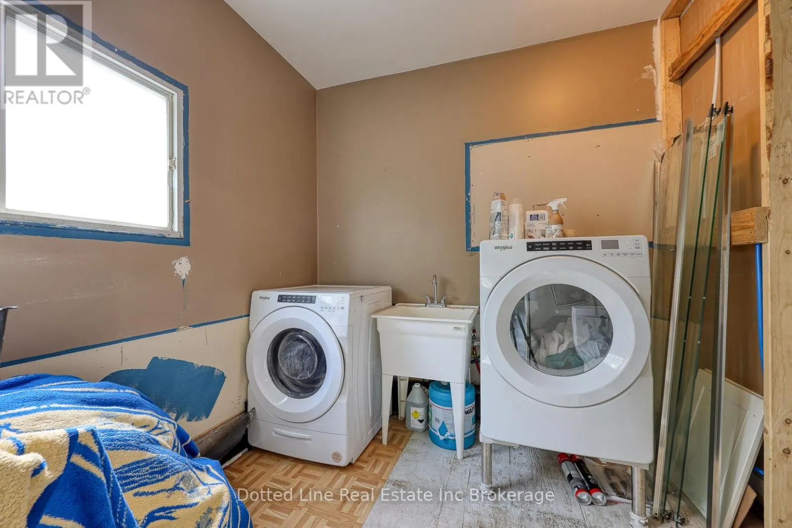 1424 BURFORD-DELHI TOWNLINE