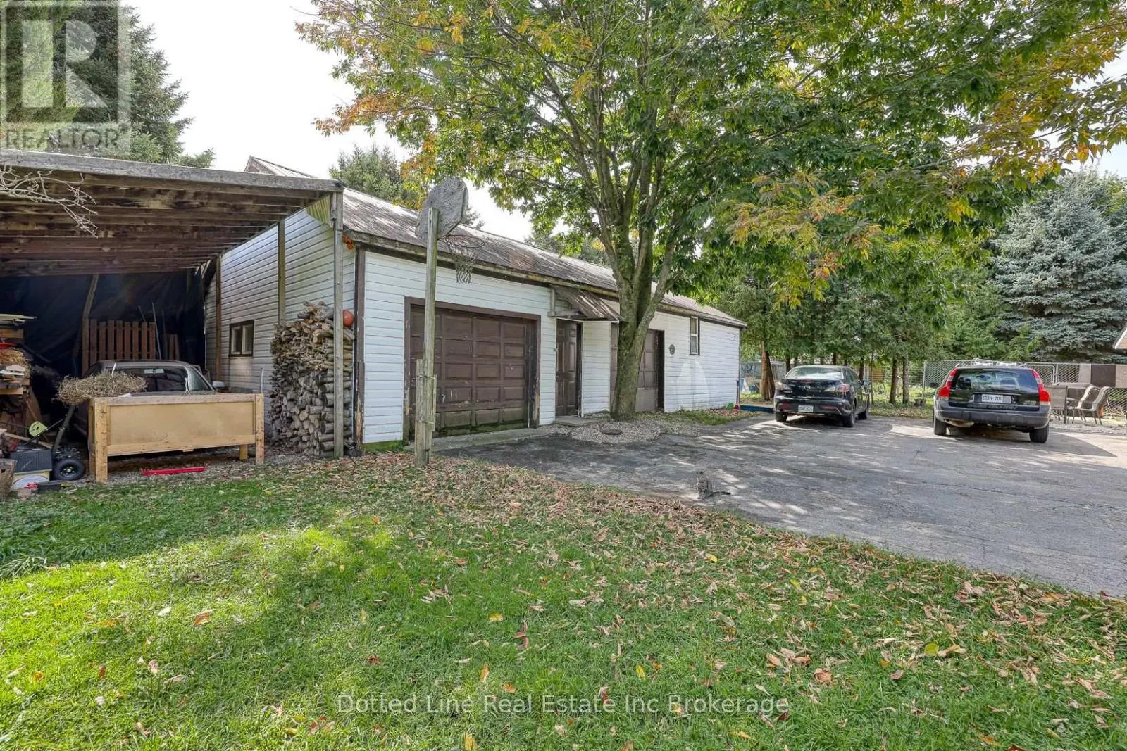1424 BURFORD-DELHI TOWNLINE