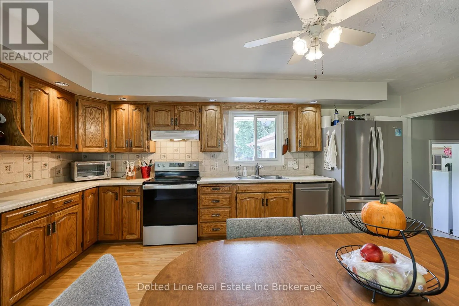 1424 BURFORD-DELHI TOWNLINE