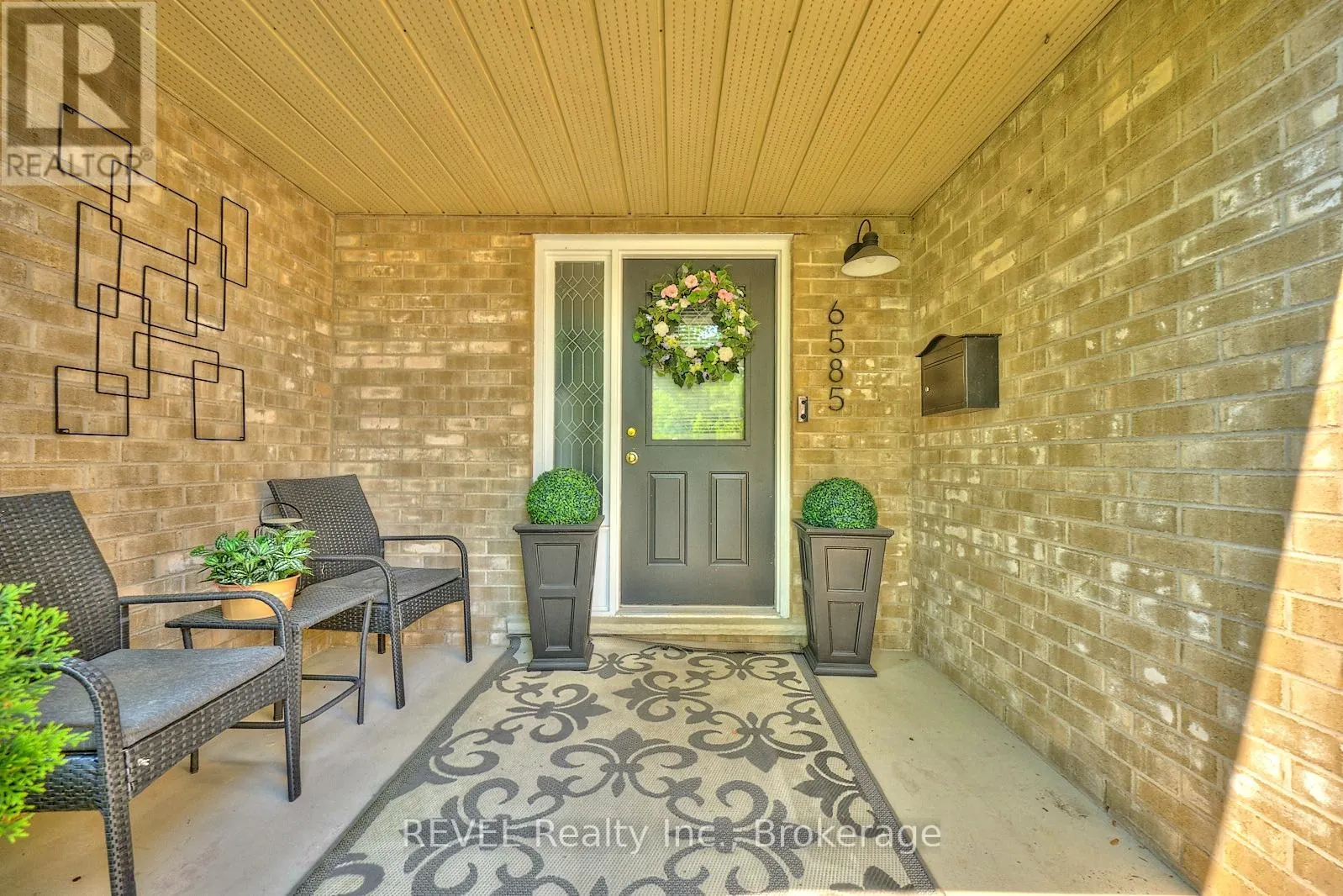 6585 KUHN CRESCENT