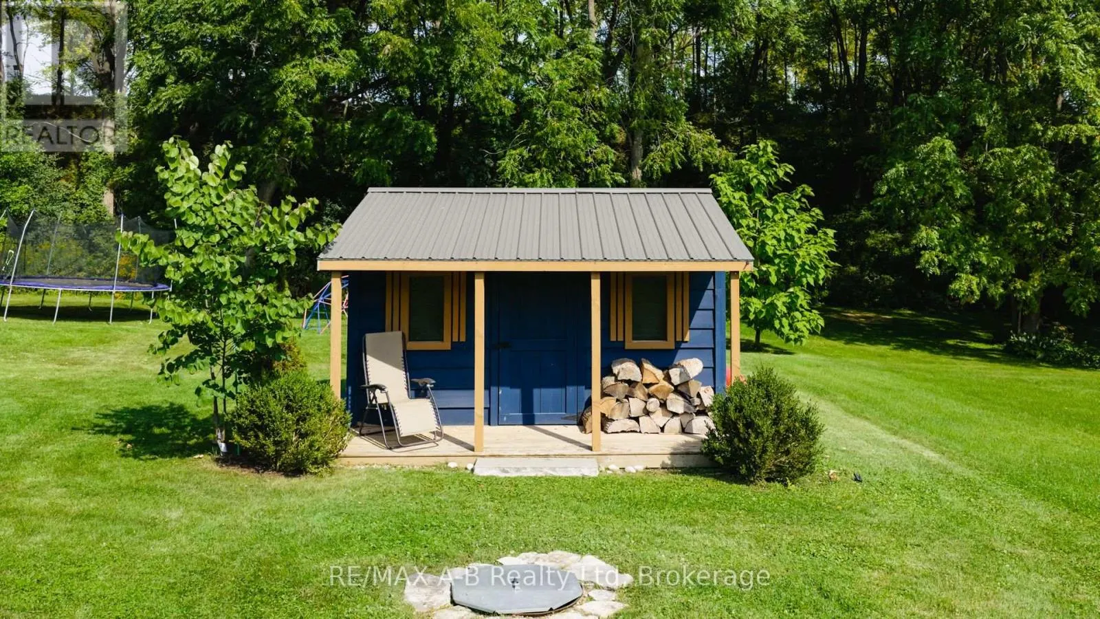 43 WIDDER STREET W