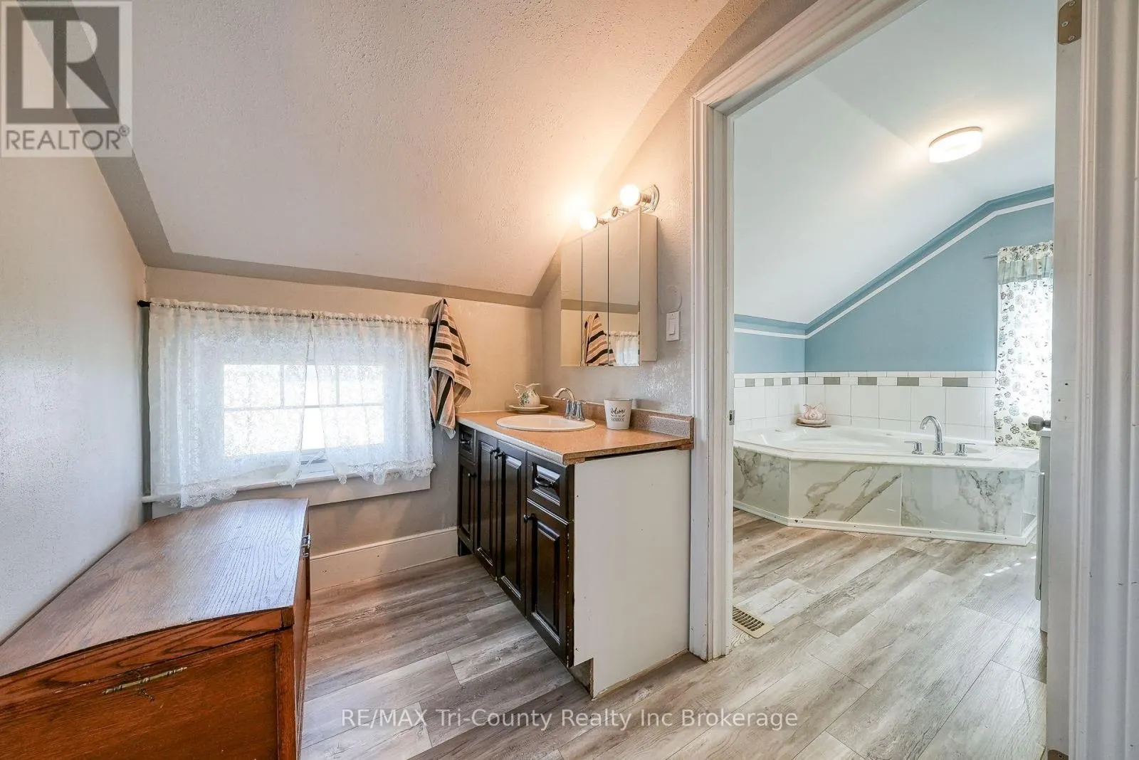 9693 CULLODEN ROAD