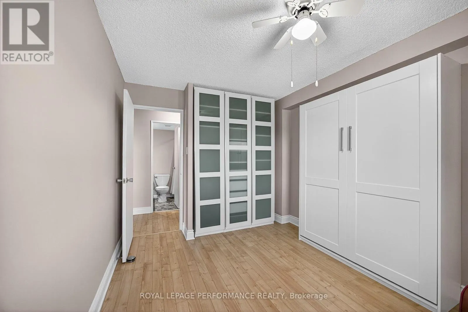 1904 - 665 BATHGATE DRIVE