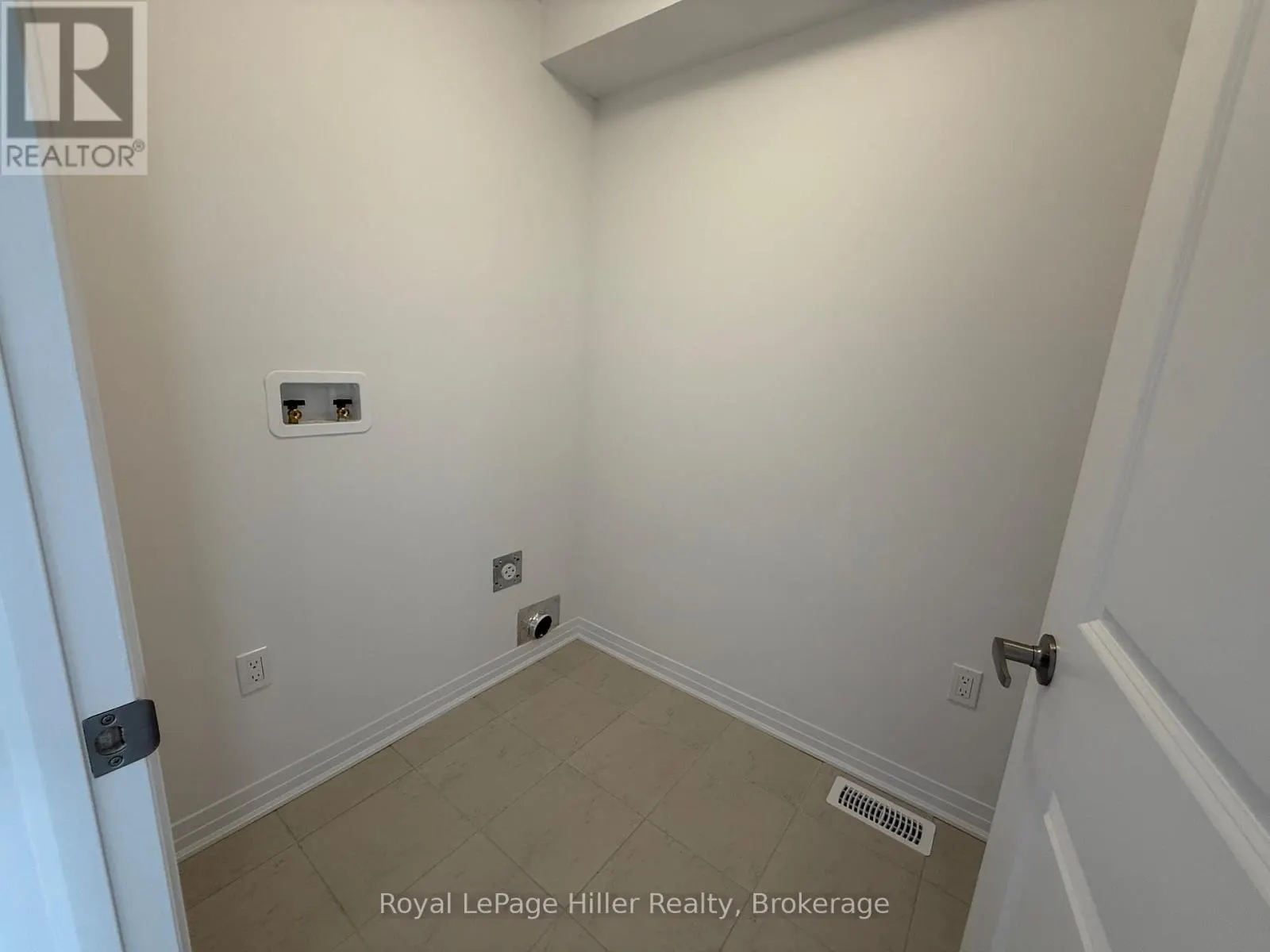 6 POETT AVENUE