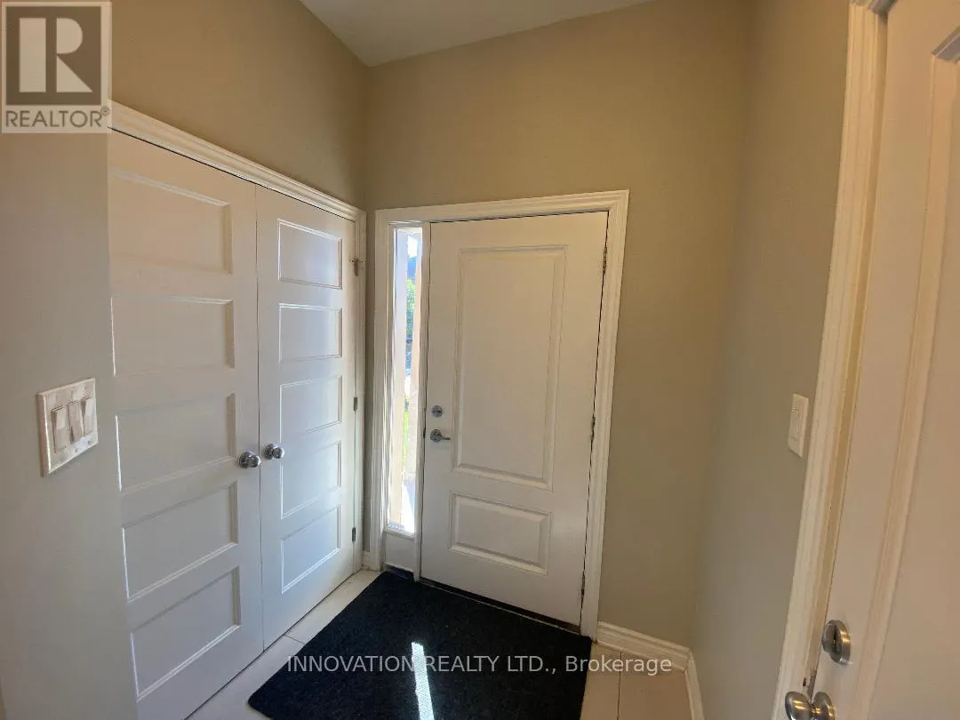 322 FERGUS CRESCENT