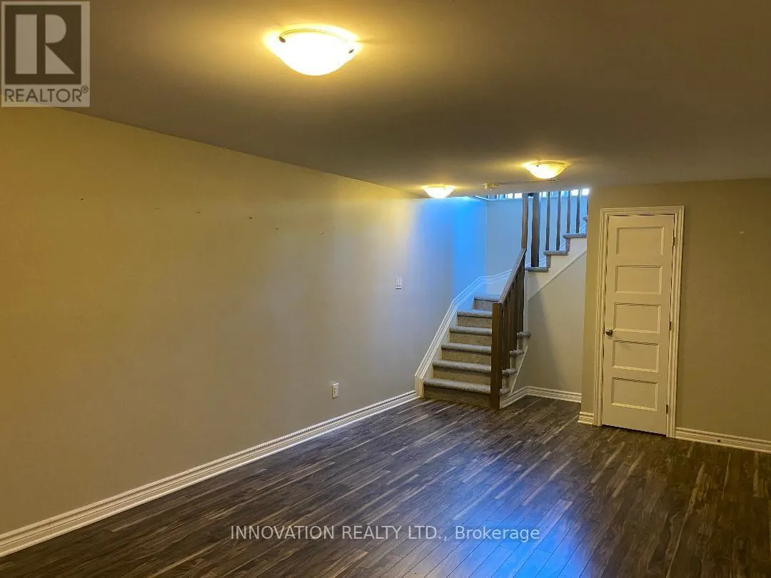 322 FERGUS CRESCENT