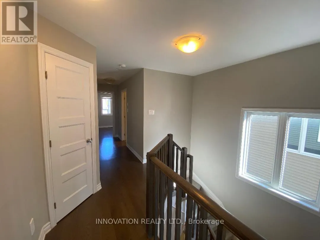 322 FERGUS CRESCENT