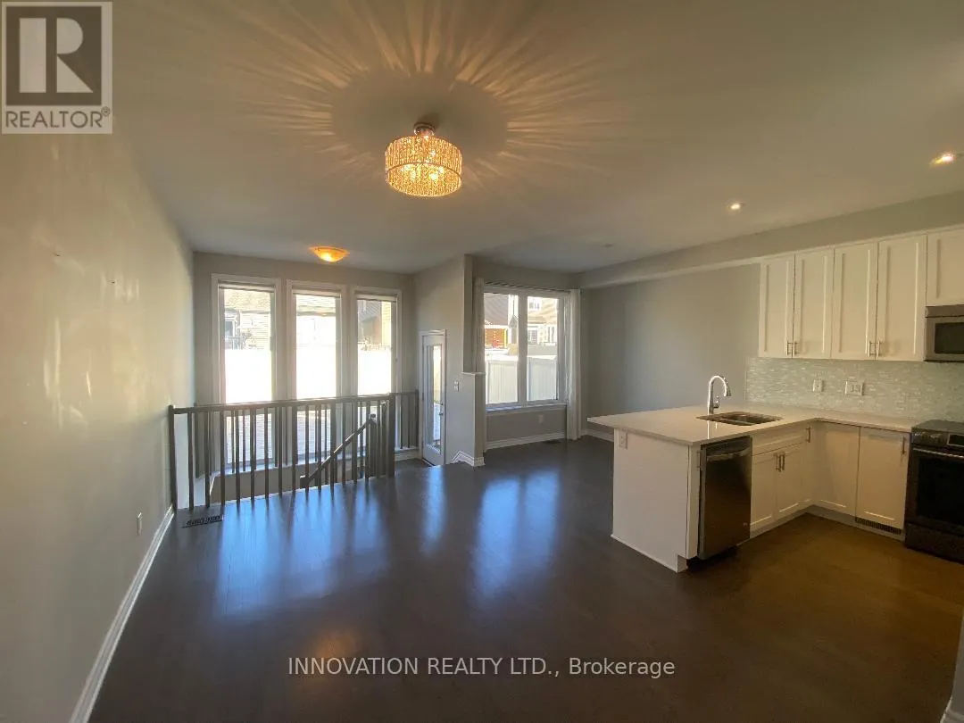322 FERGUS CRESCENT