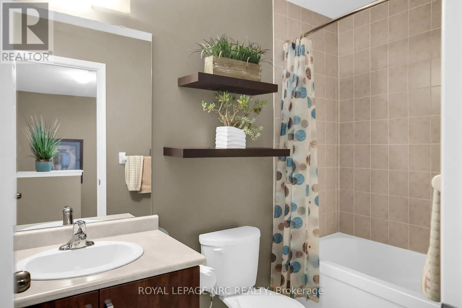 8681 DOGWOOD CRESCENT