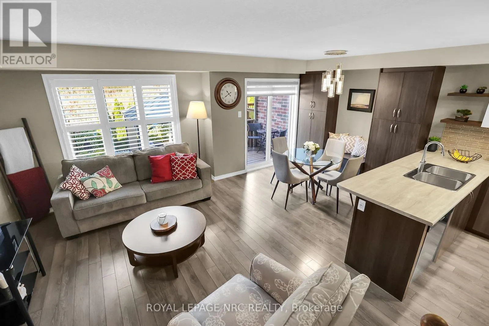 8681 DOGWOOD CRESCENT