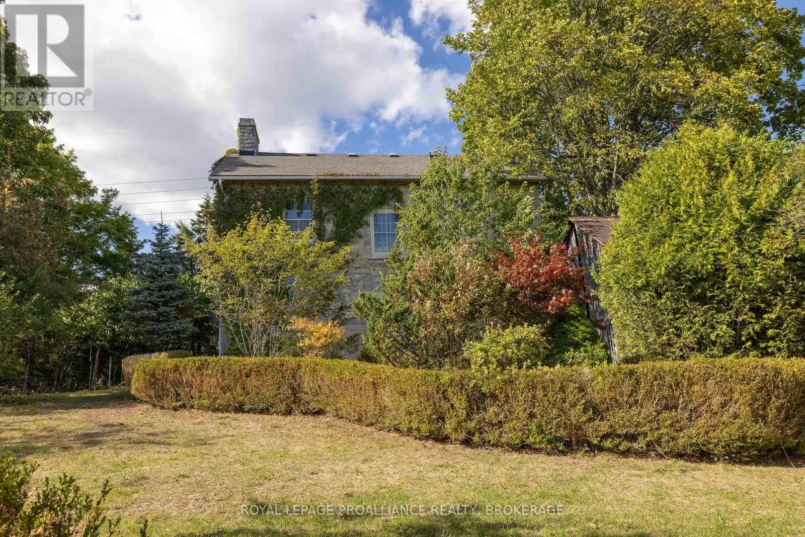 1049 HIGHWAY 2 E