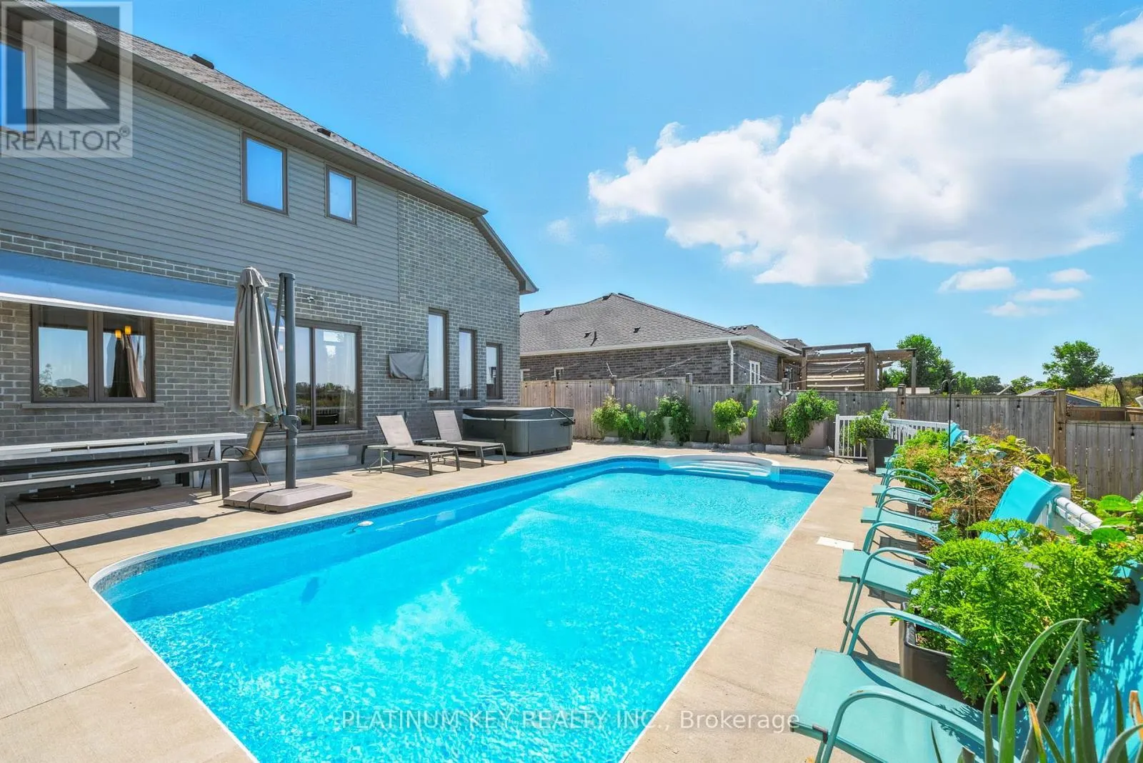 248 SNYDERS AVENUE