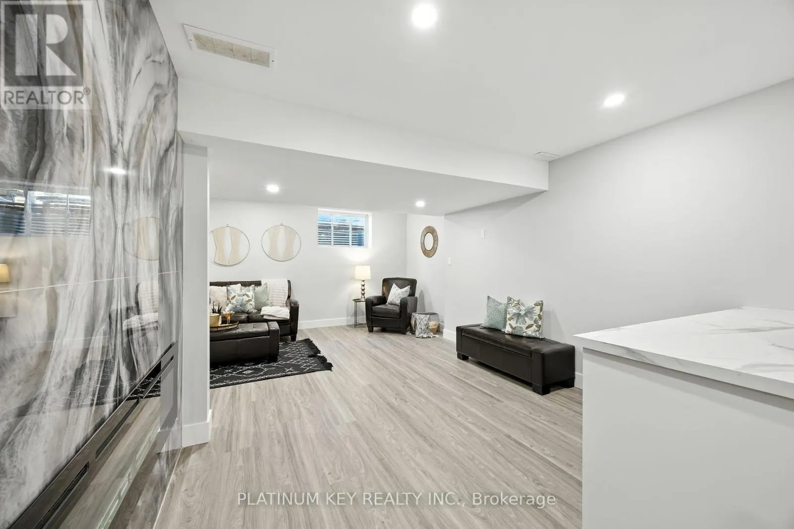 248 SNYDERS AVENUE