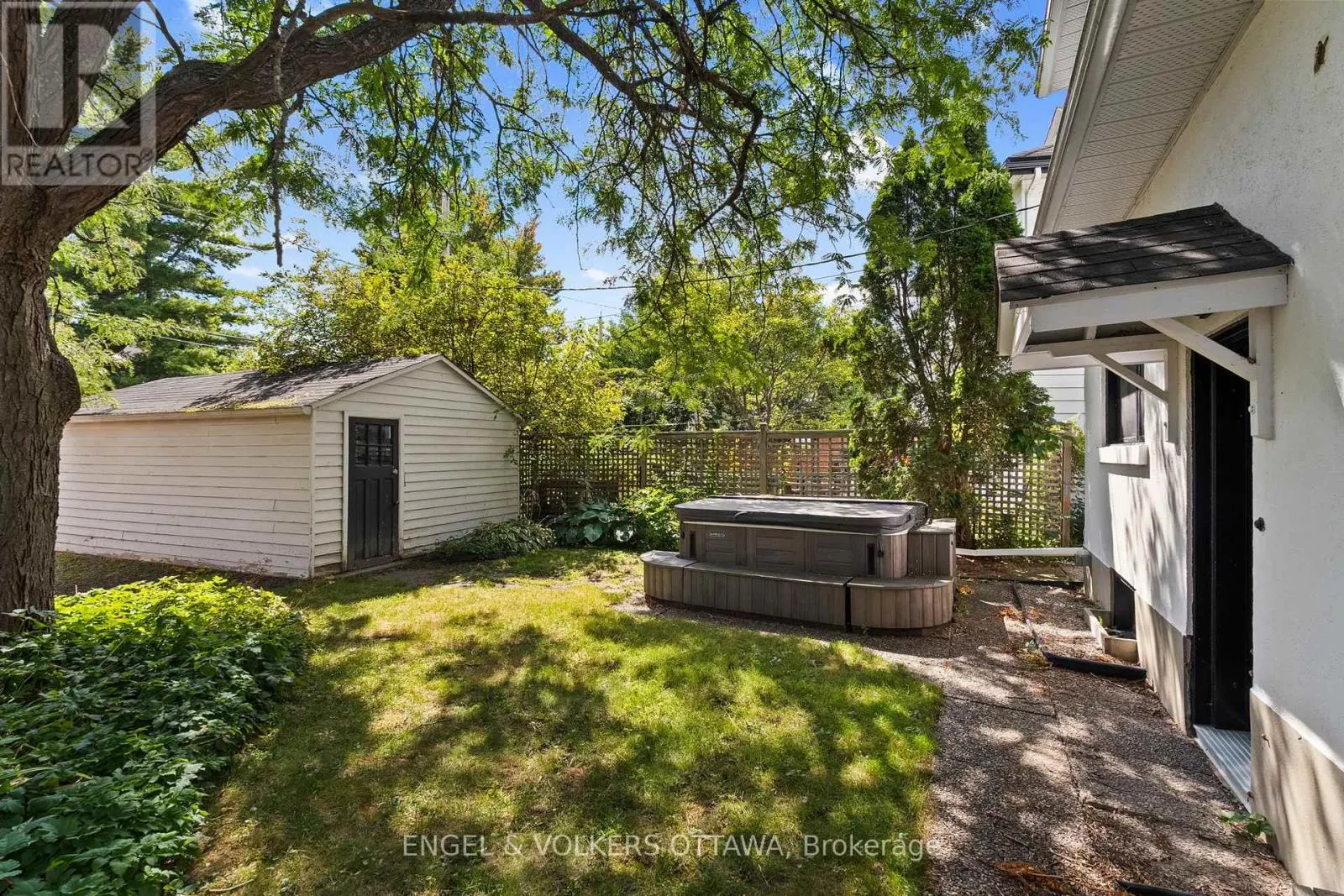 22 MOUNT PLEASANT AVENUE