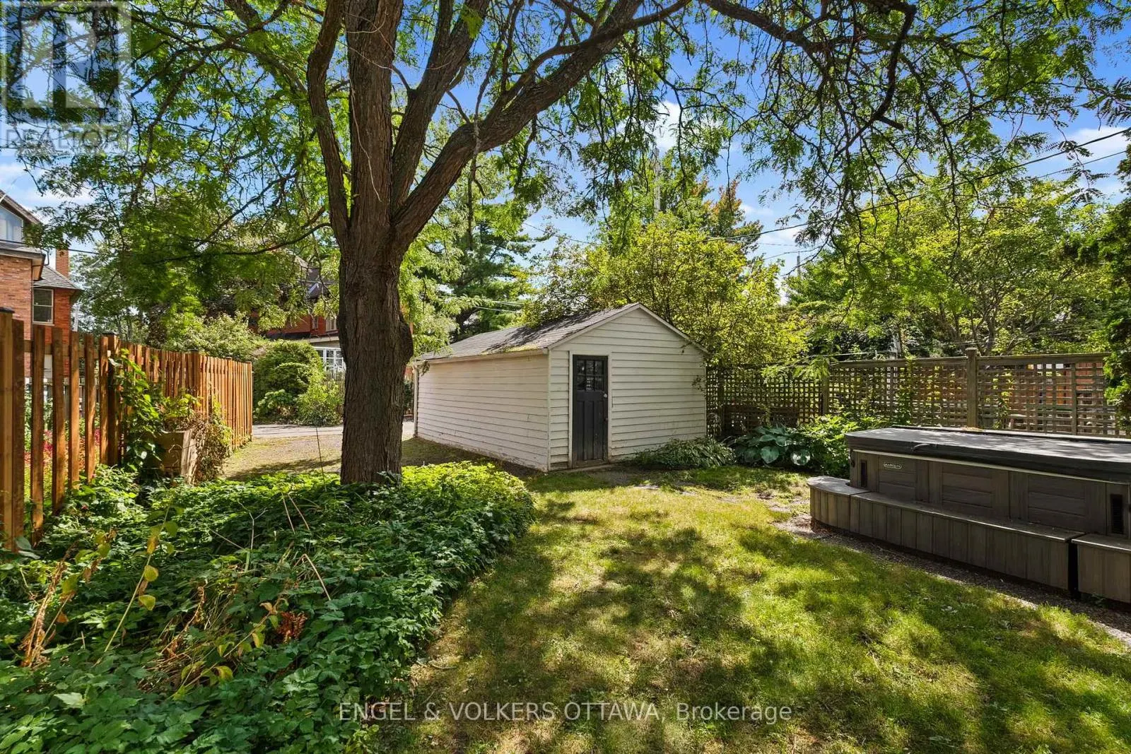 22 MOUNT PLEASANT AVENUE