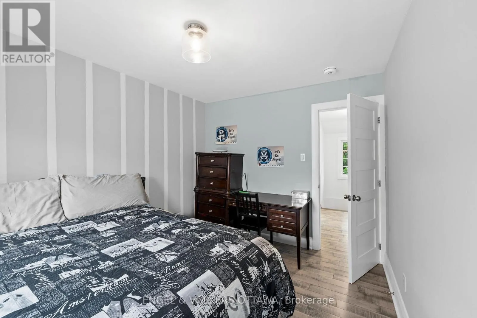 22 MOUNT PLEASANT AVENUE