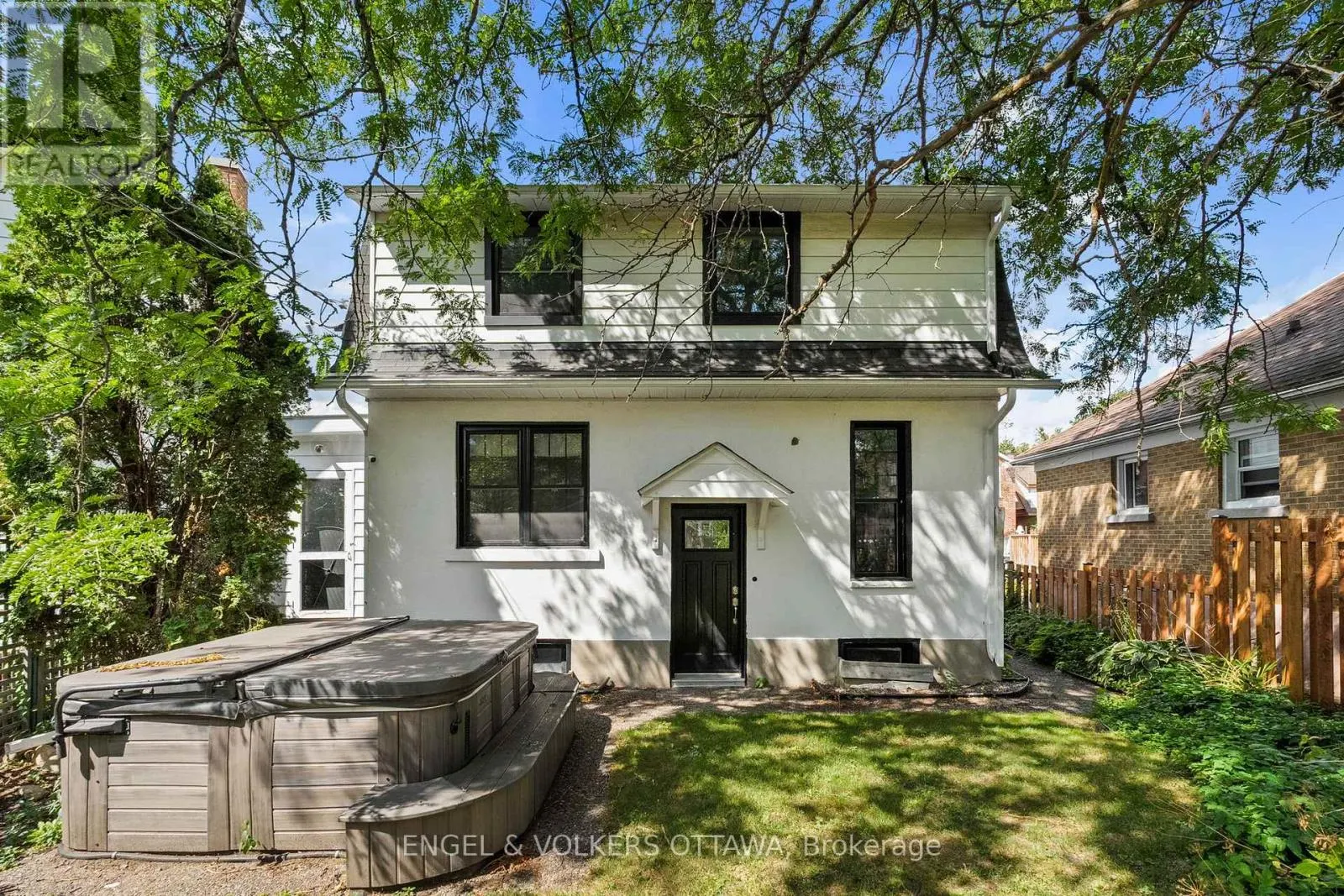 22 MOUNT PLEASANT AVENUE