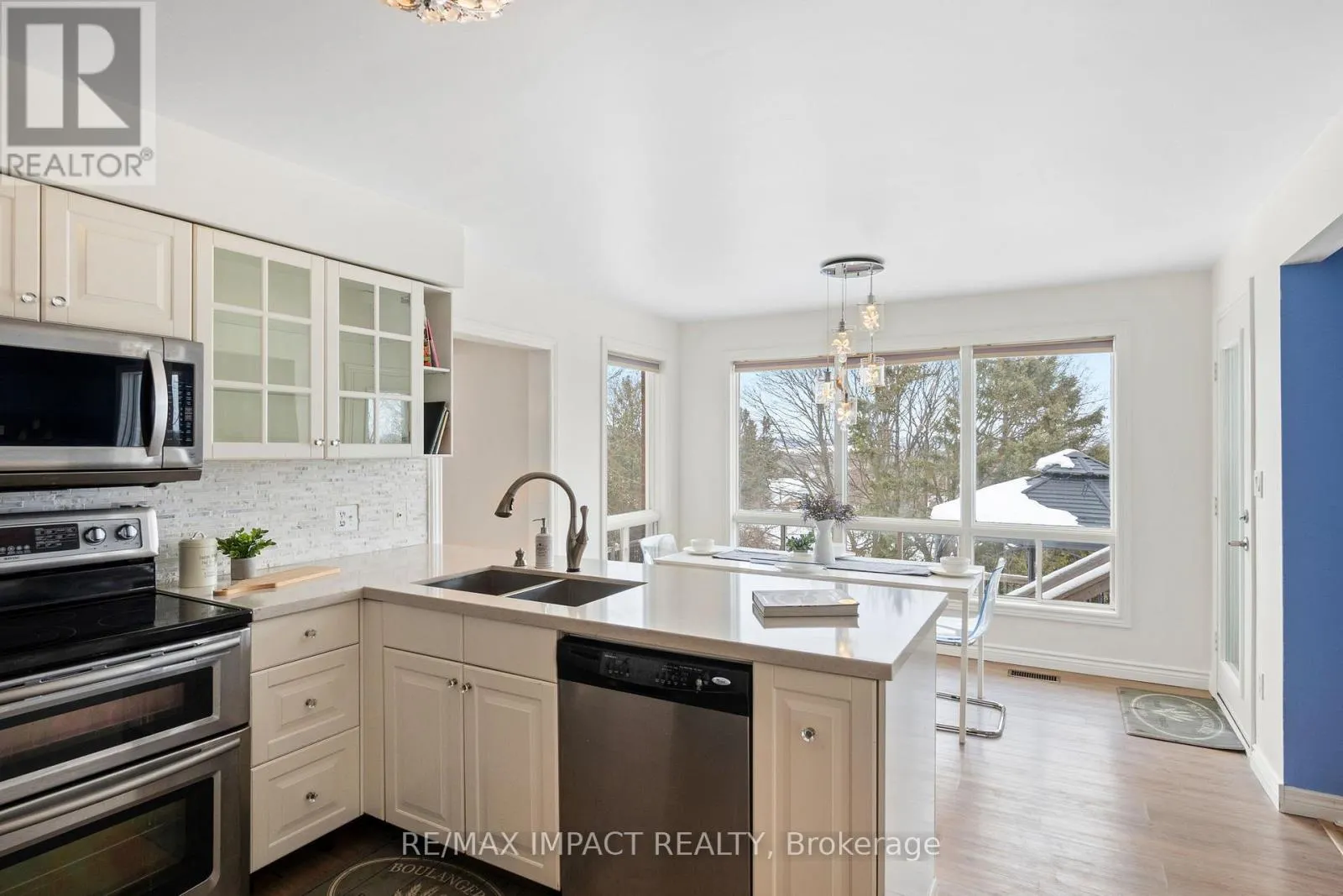 3 GIBSON PLACE