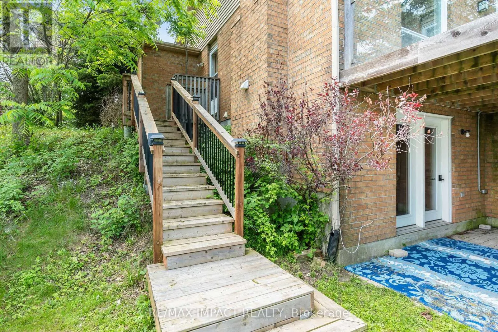 3 GIBSON PLACE