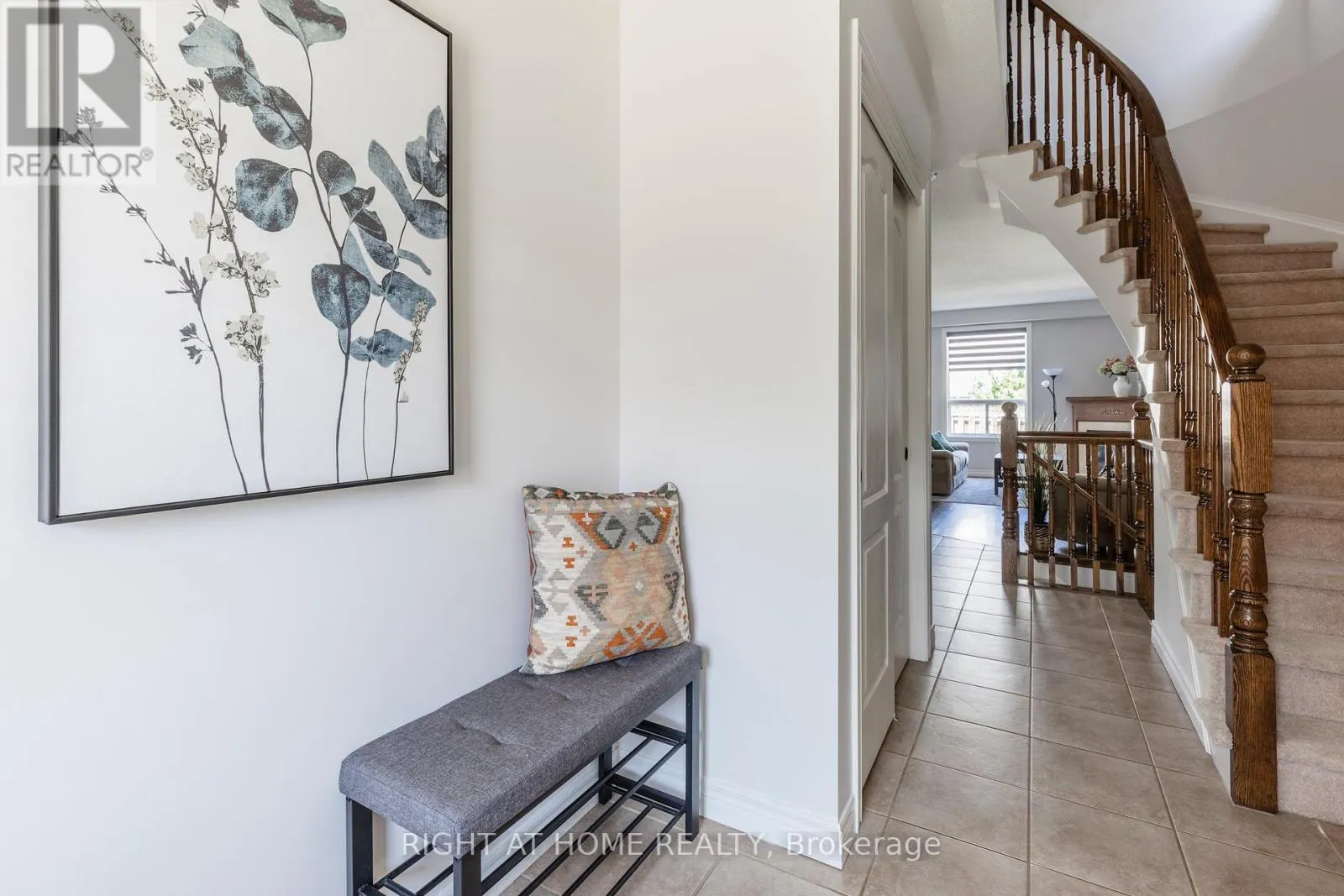 56 MARINA POINT CRESCENT