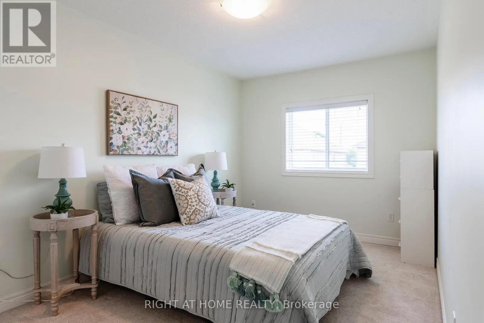 56 MARINA POINT CRESCENT