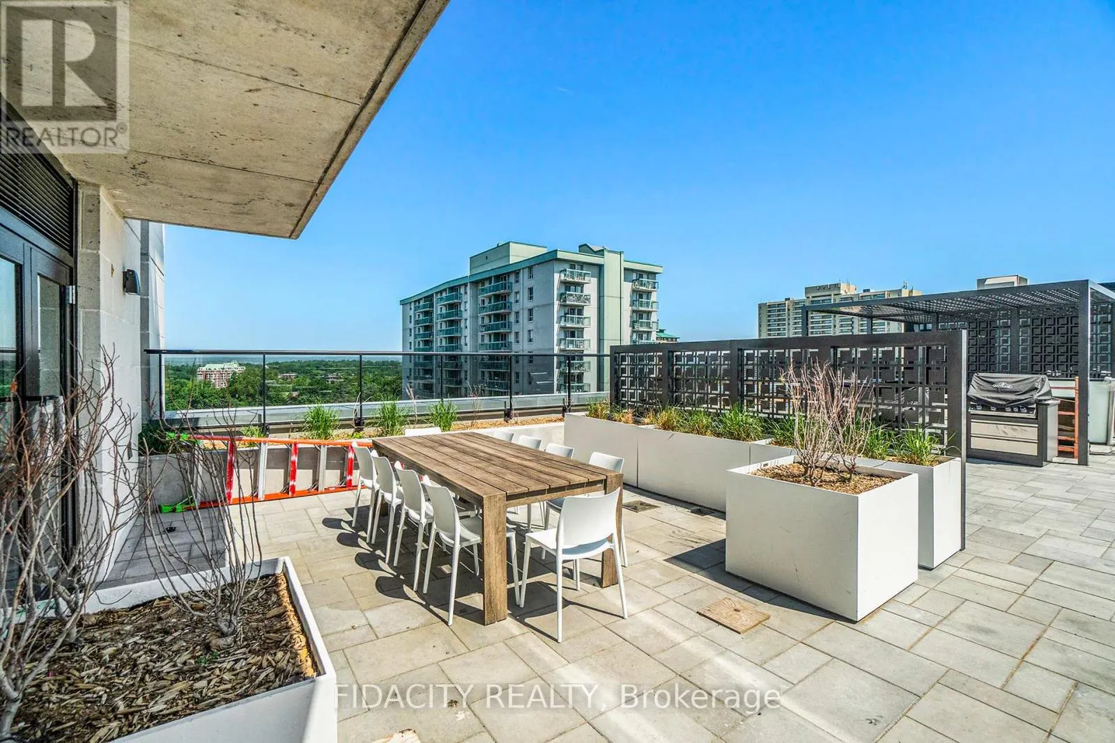 515 - 560 RIDEAU STREET
