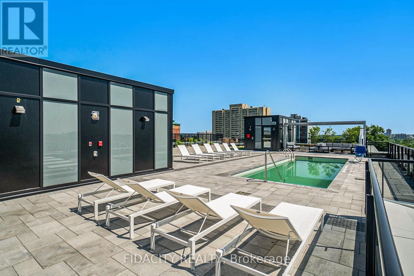 515 - 560 RIDEAU STREET