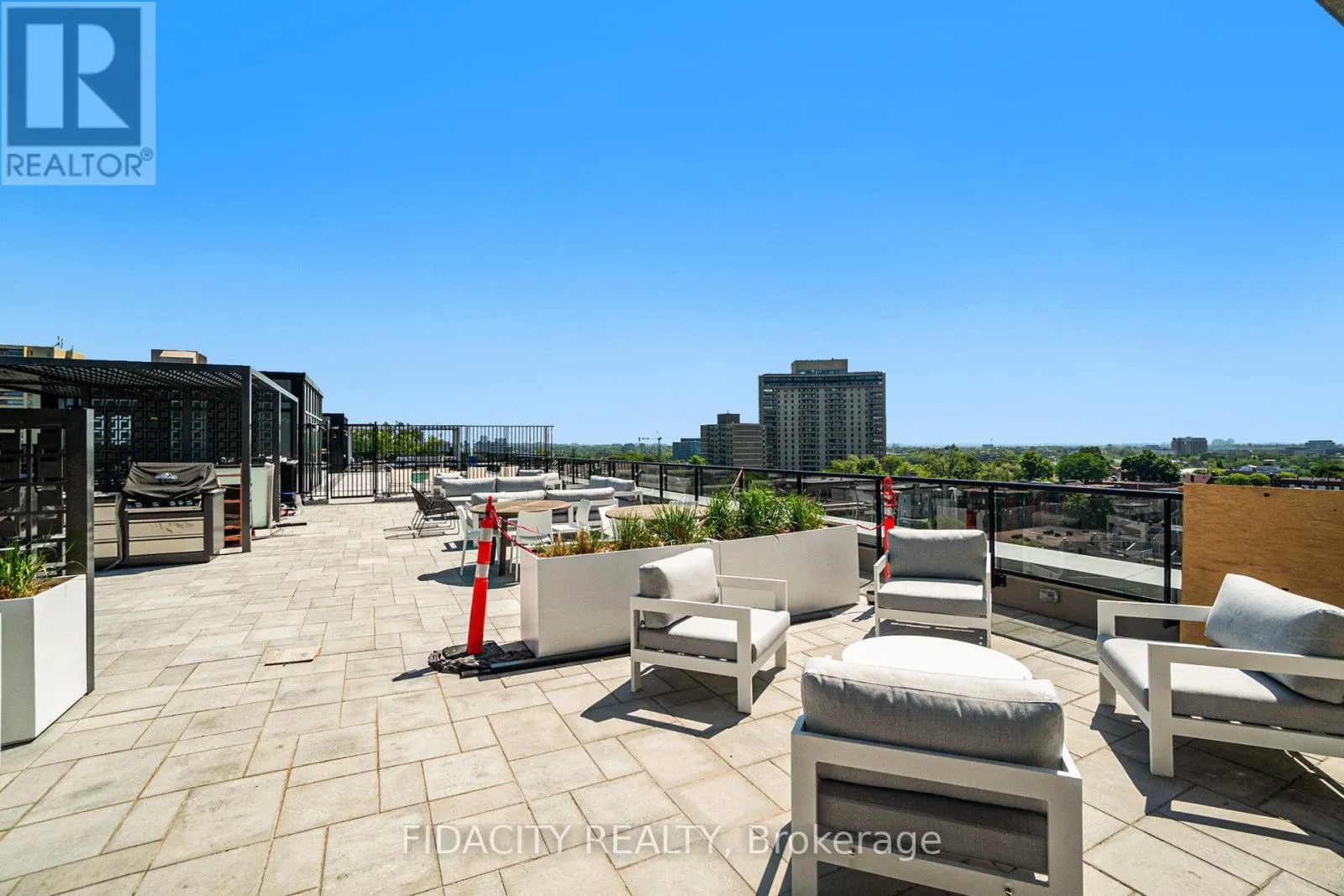 515 - 560 RIDEAU STREET