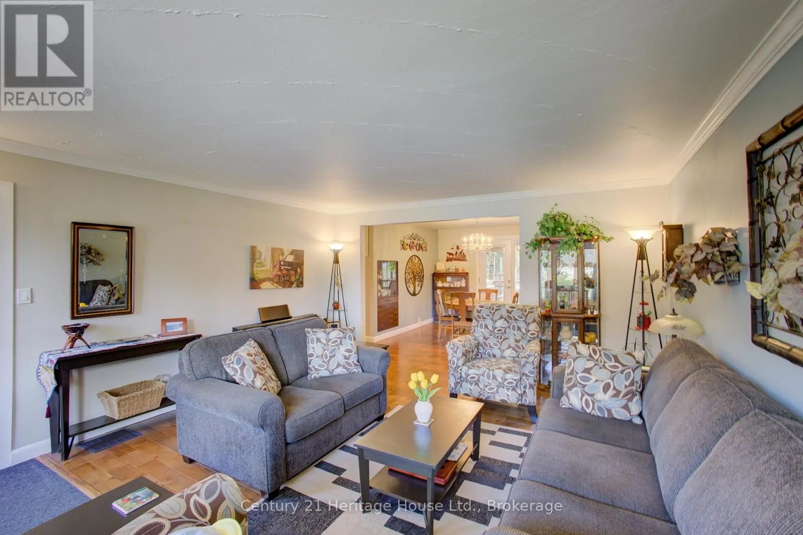 375 GEORGE STREET W