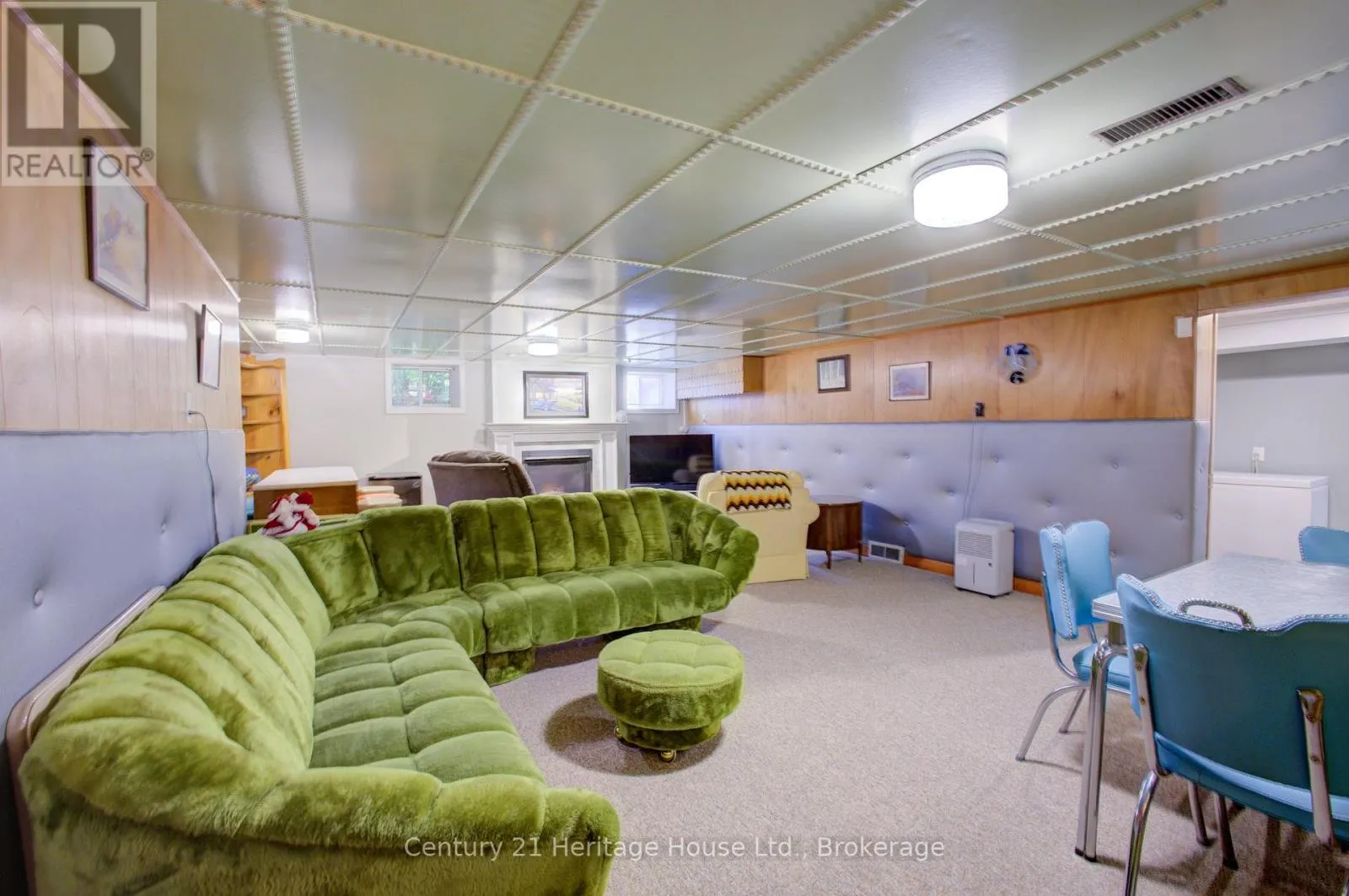 375 GEORGE STREET W