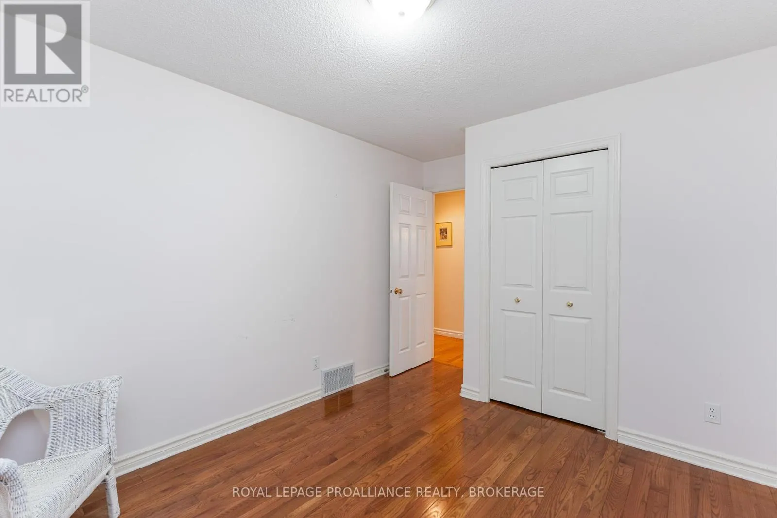377 BRIARWOOD DRIVE