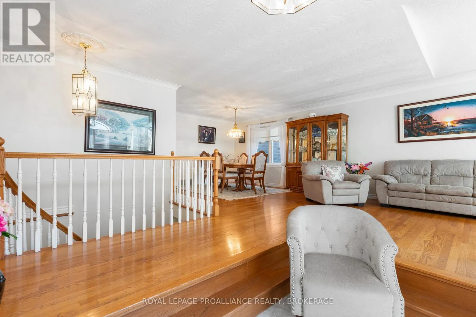 377 BRIARWOOD DRIVE