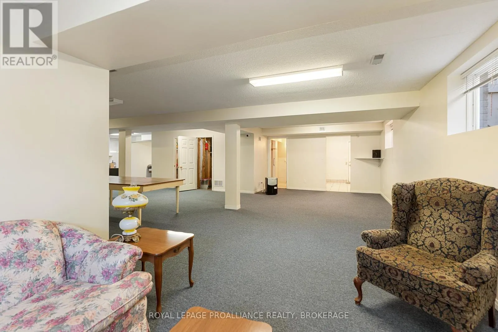 377 BRIARWOOD DRIVE