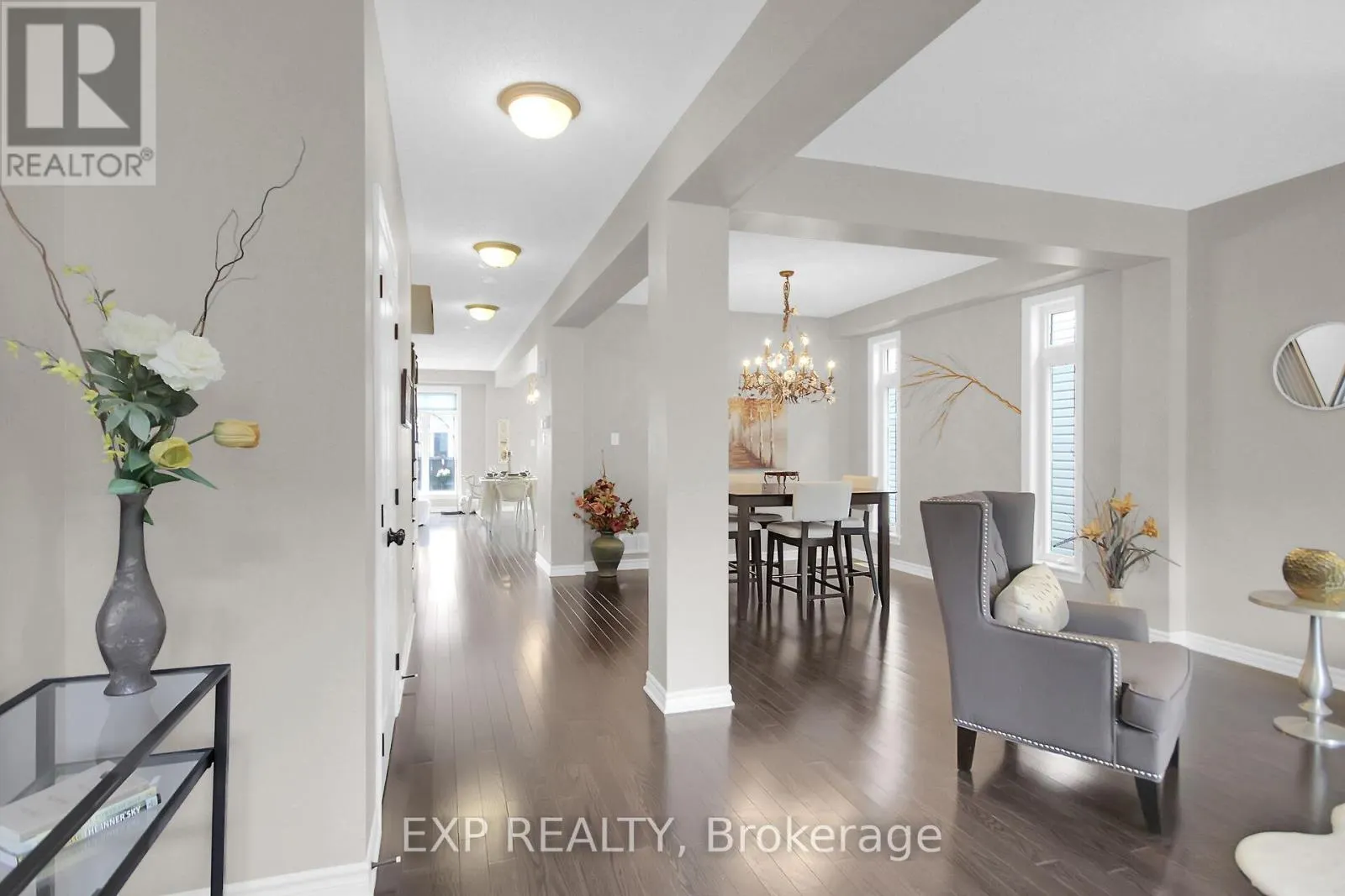 132 GRACEWOOD CRESCENT