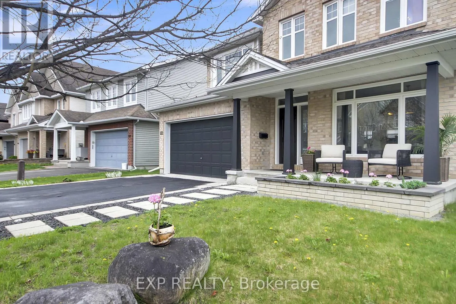 132 GRACEWOOD CRESCENT