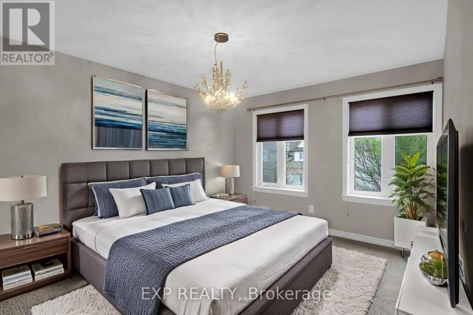 132 GRACEWOOD CRESCENT