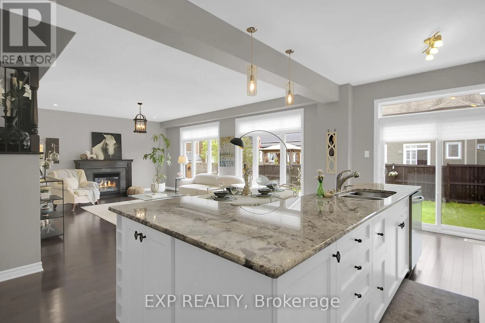 132 GRACEWOOD CRESCENT