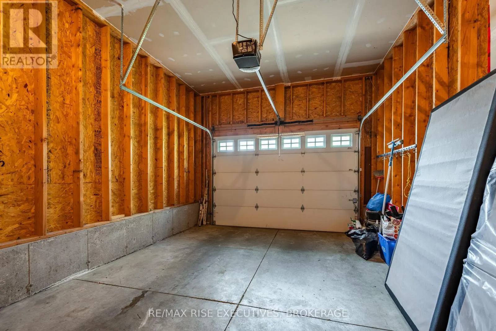 134 ISLANDVIEW DRIVE