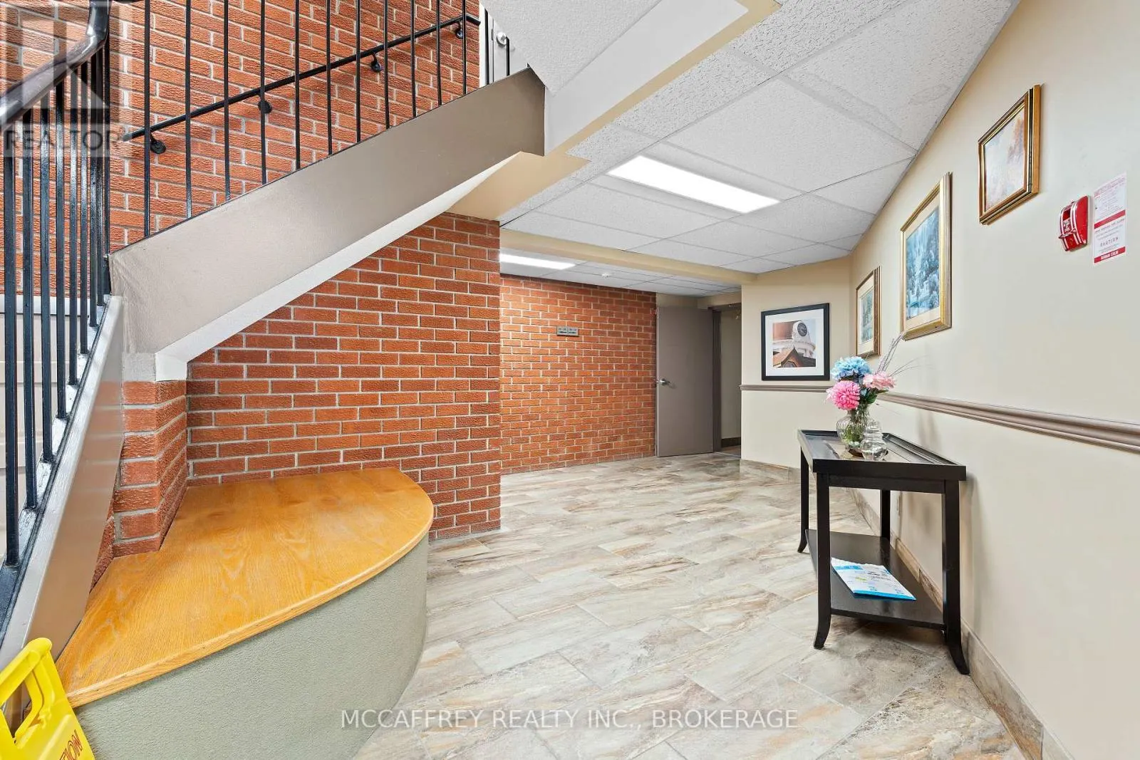 204 - 561 ARMSTRONG ROAD, #204