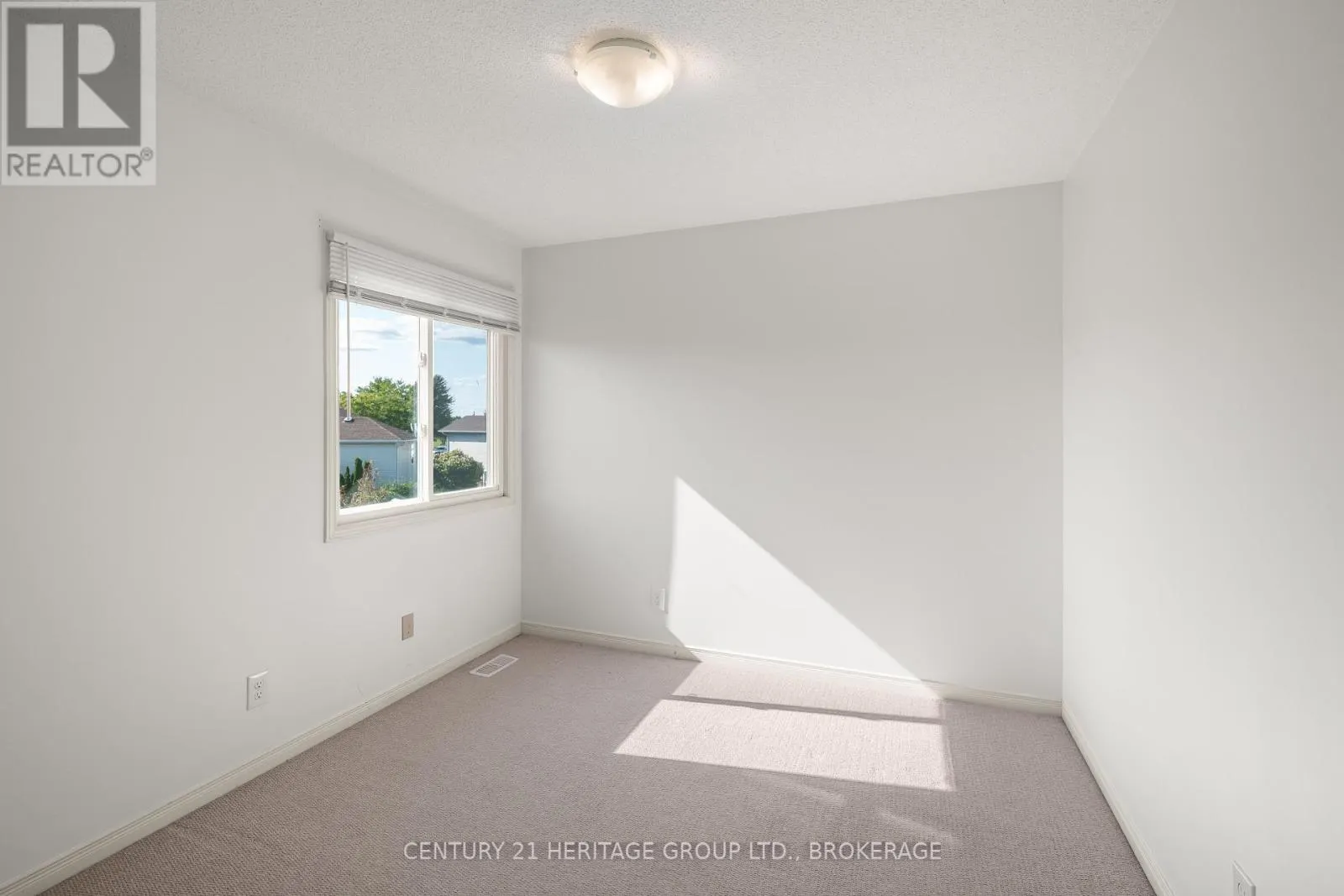 724 MARGARET WAY