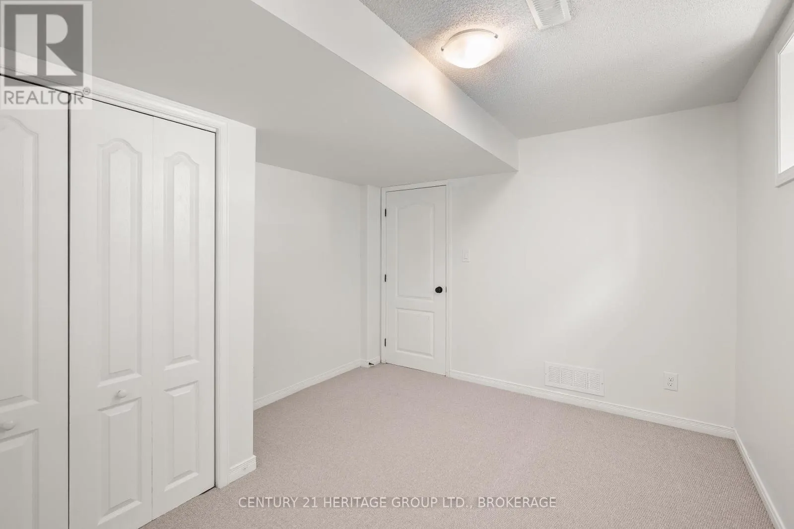 724 MARGARET WAY