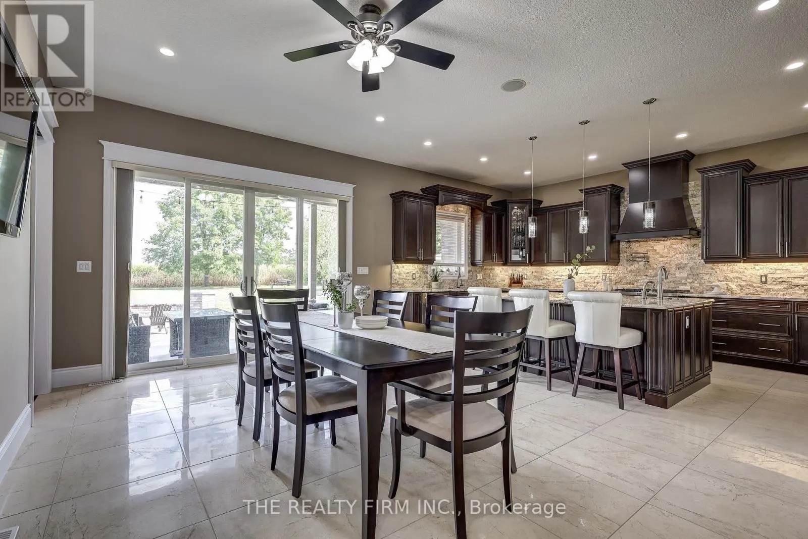22060 NISSOURI ROAD