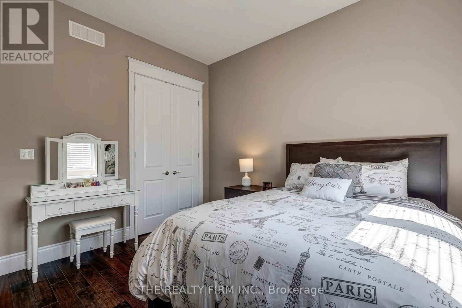 22060 NISSOURI ROAD