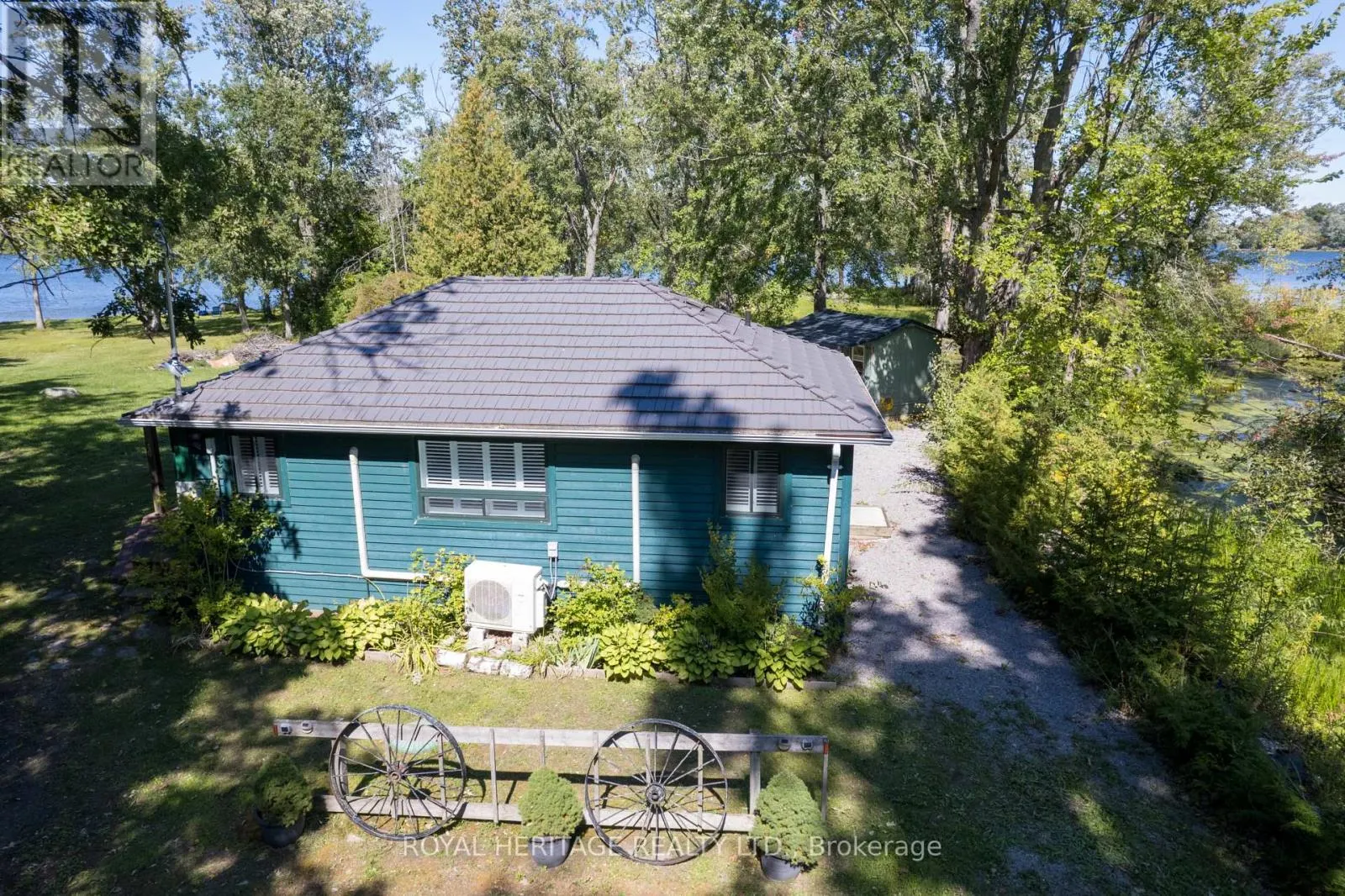 40 VALLEY VIEW LANE N