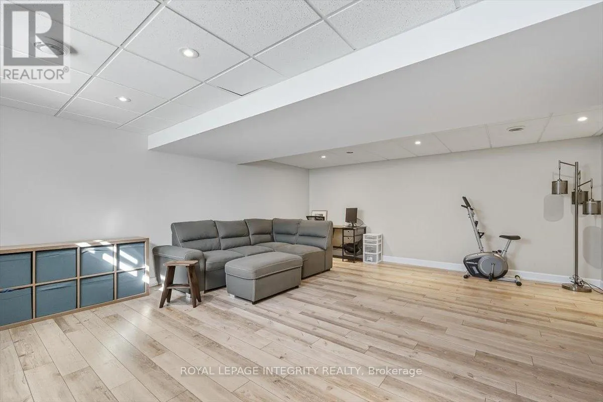 202 BOURDEAU STREET