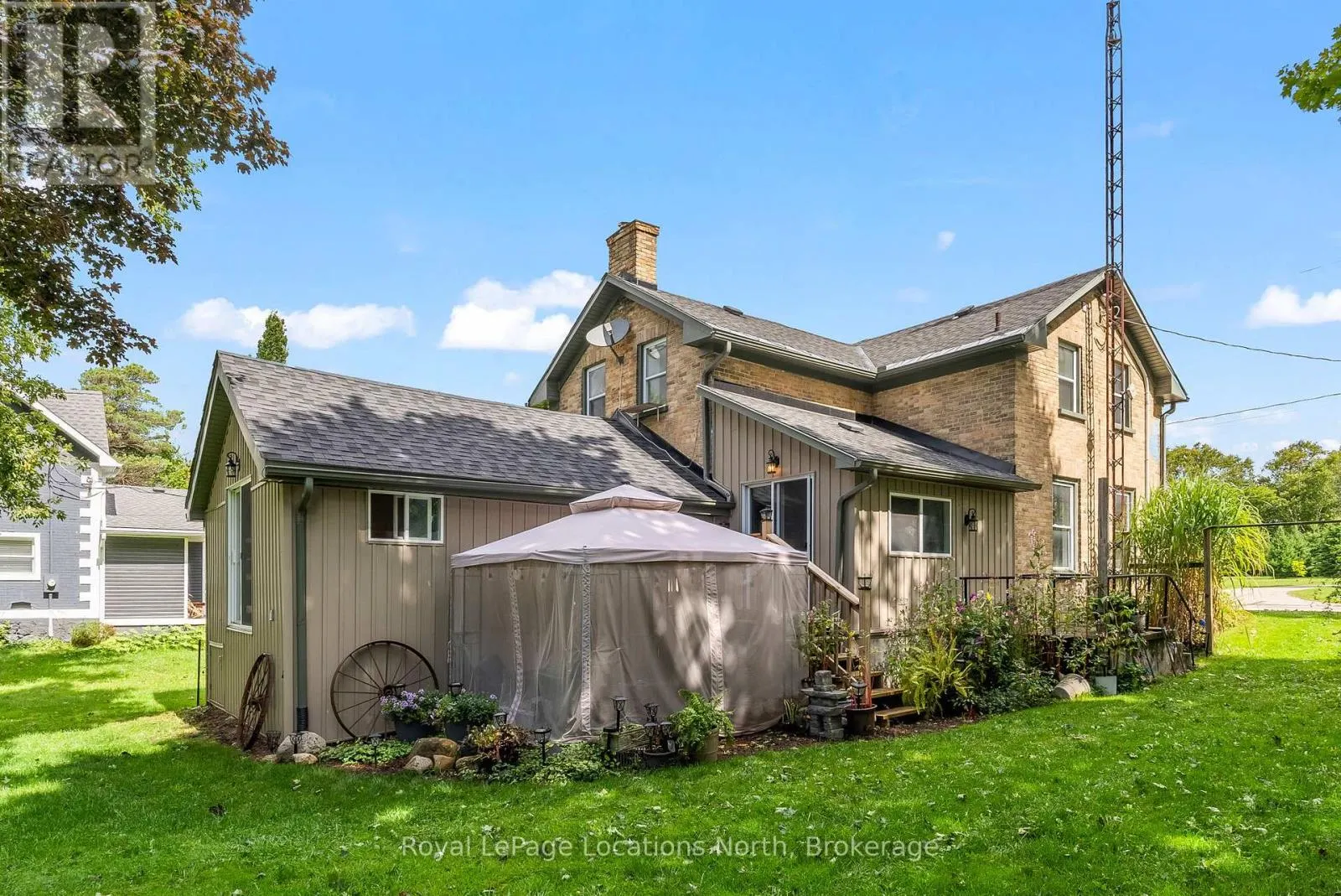 392082 GREY 109 ROAD