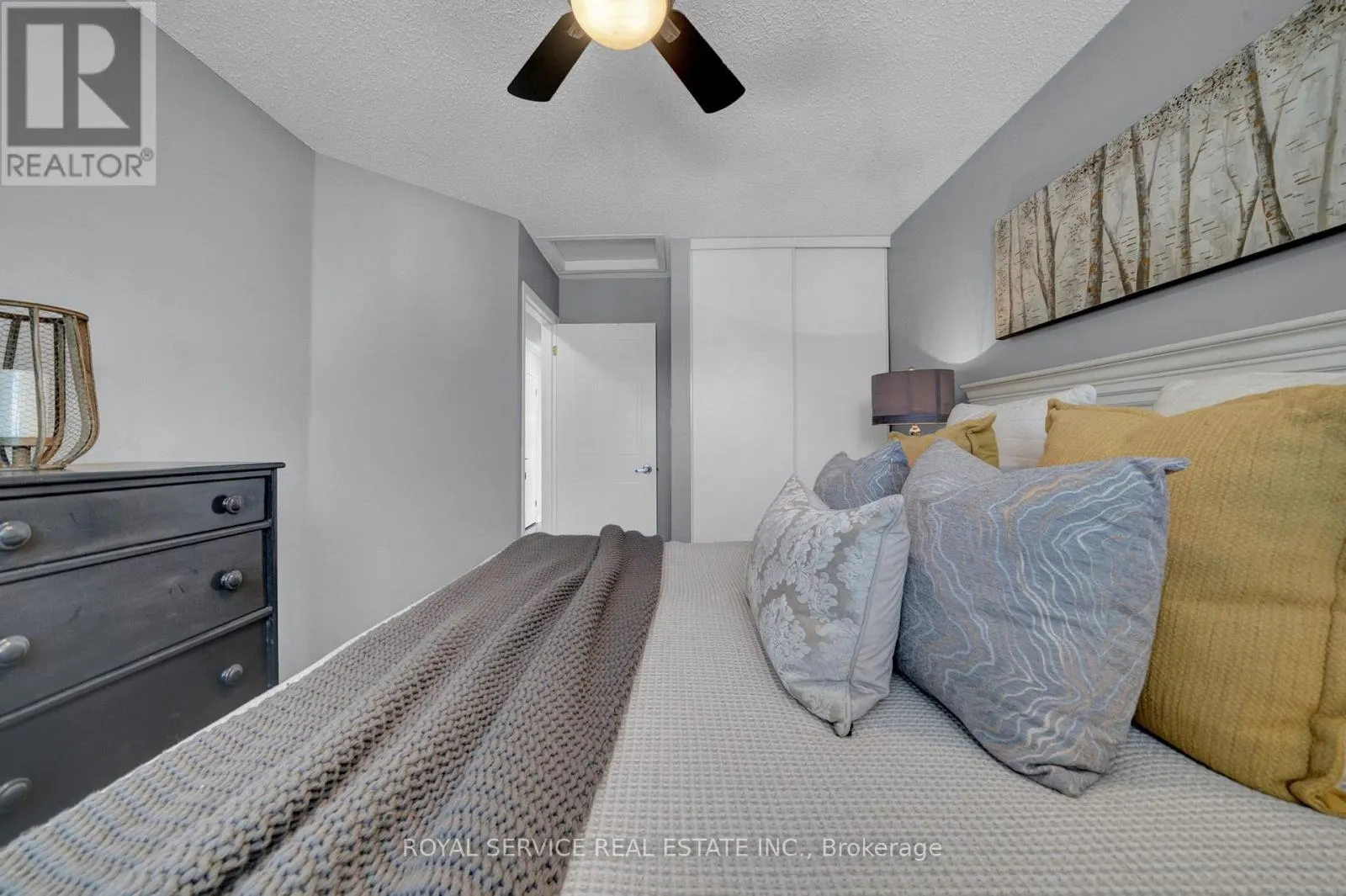 827 BATTELL COURT