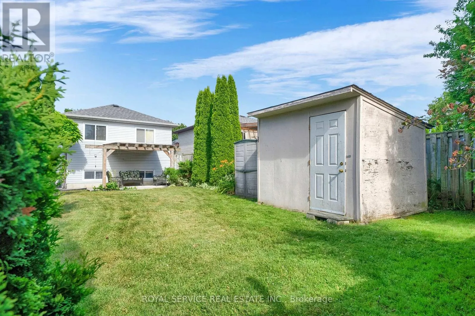 827 BATTELL COURT